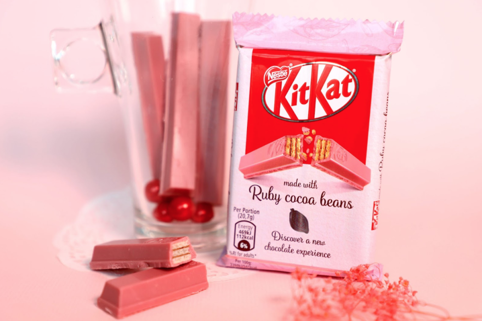 KitKat是全球第一個將紅寶石巧克力大量商品化的品牌。（圖片來源：台灣雀巢股份有限公司提供） 