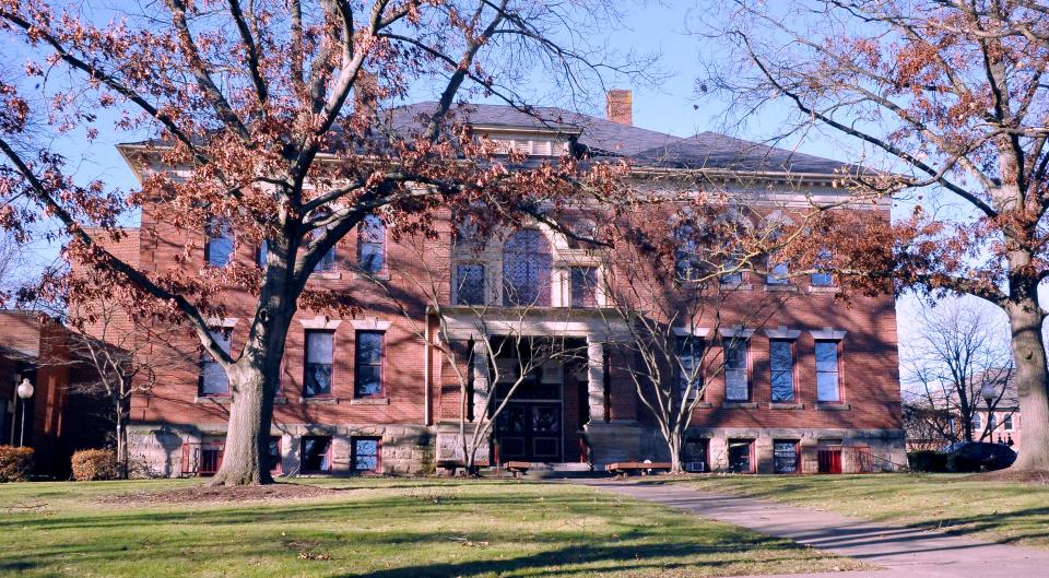 The Wayne Center for the Arts, formerly the Walnut Street School in Wooster underwent several renovations in the 1980s before becoming the Center for the Arts.