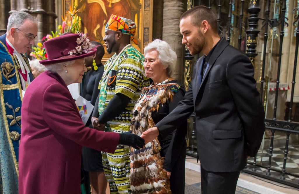 <span>Whaea Esther Jessop stands to the left of the singer Liam Payne, of One Direction, as the Queen welcomes her guests to Westminster Abbey. </span>(Photo: Getty Images)