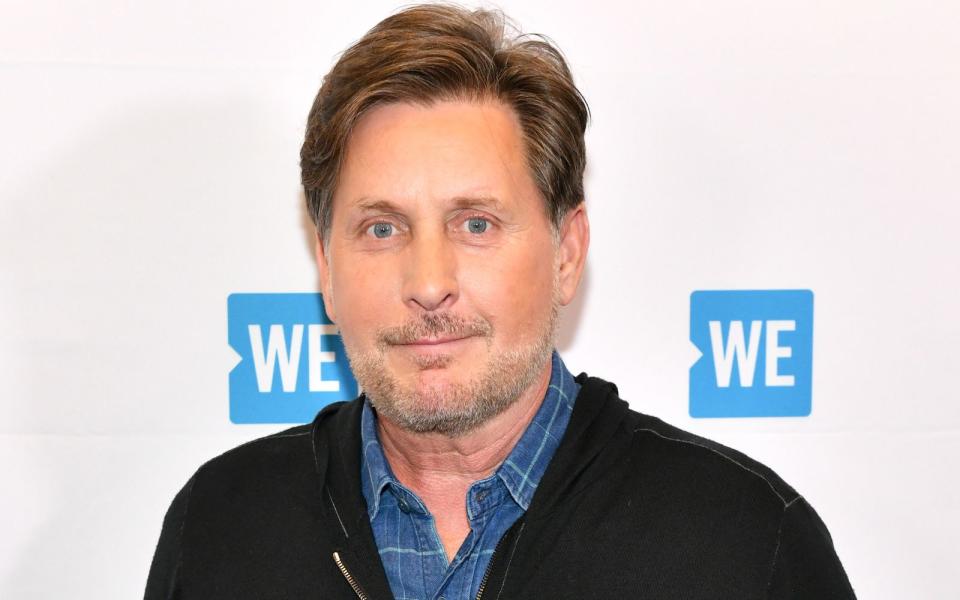 Emilio Estevez wäre im Alter von 14 Jahren wäre beinahe ertrunken. (Bild: 2019 Getty Images/Craig Barritt)