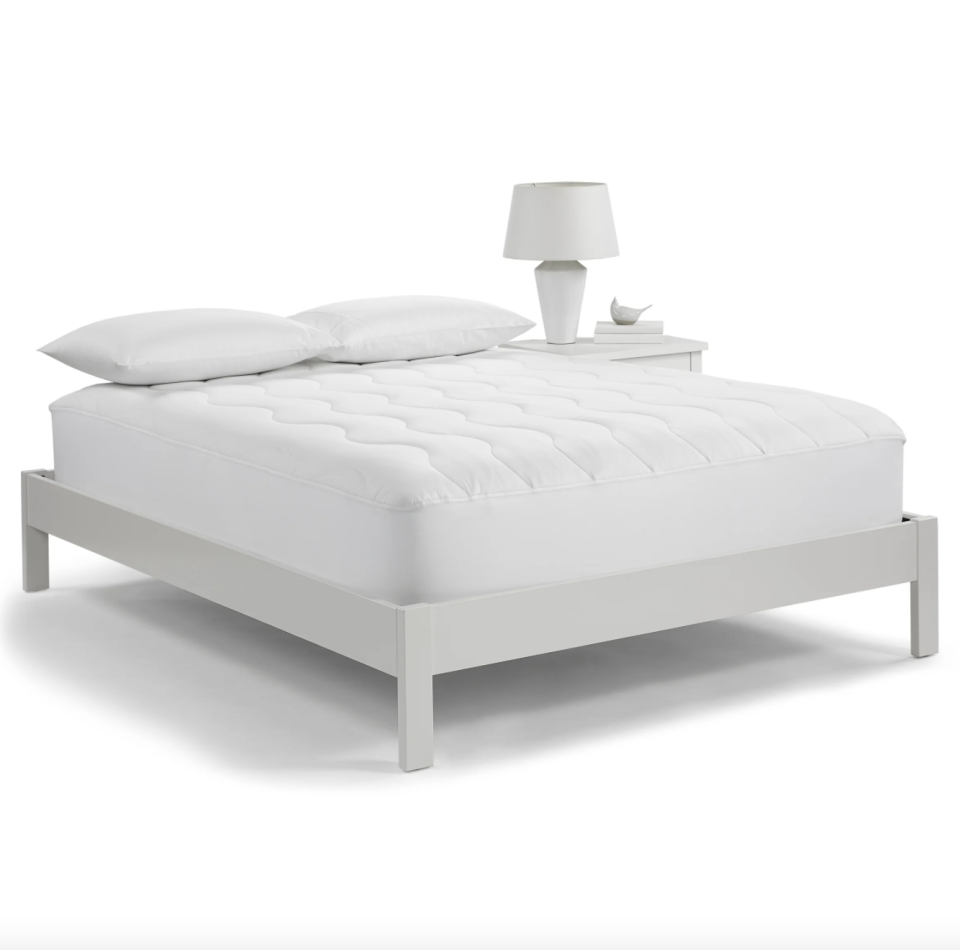 Serta Air Dry Extra Comfort Mattress Pad (Photo via Bed Bath & Beyond)