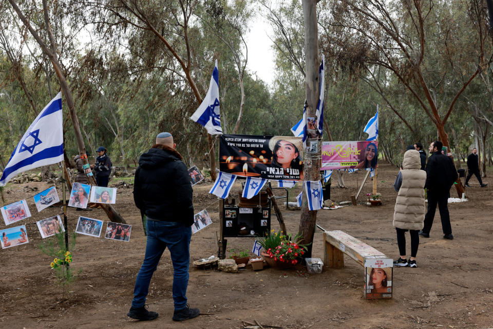 ISRAEL-PALESTINIAN-CONFLICT-HOSTAGES (Menahem Kahana / AFP via Getty Images)
