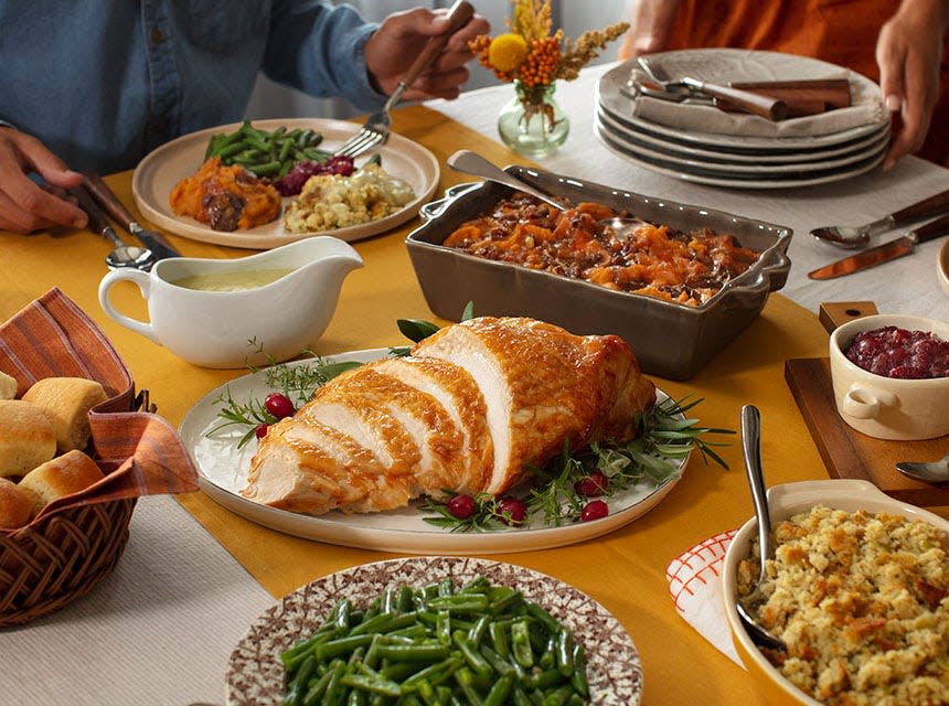 Cracker Barrel's Heat n' Serve Family Dinner (serves 4-6)