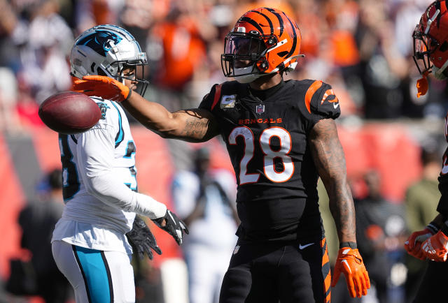 Joe Mixon Nabs FIVE Freaking Touchdowns in Cincinnati Bengals' Thrashing of  Carolina Panthers, Sports & Recreation, Cincinnati