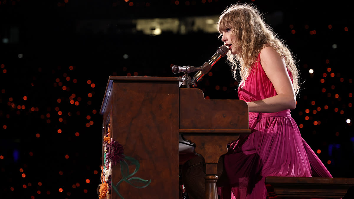  Taylor Swift piano Lyon. 