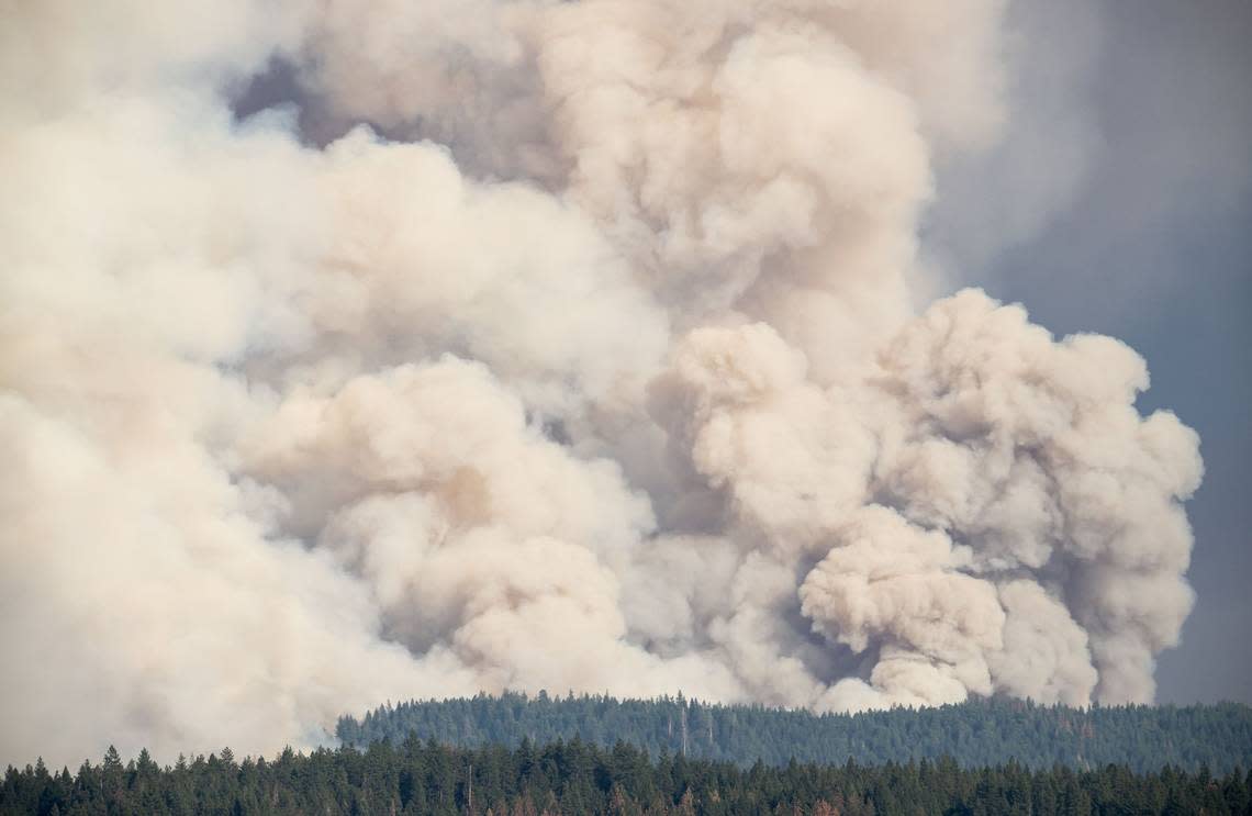 The Mosquito Fire is seen burning in Placer County on Thursday, Sept. 8, 2022, from Foresthill Road in Foresthill.