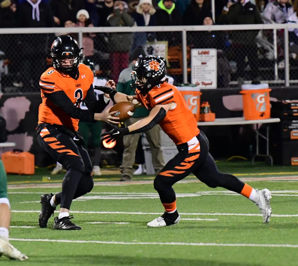 Logan Ahaus and Teagan Bennett hope to lead Lawrenceburg to their seventh win against local rival South Dearborn.