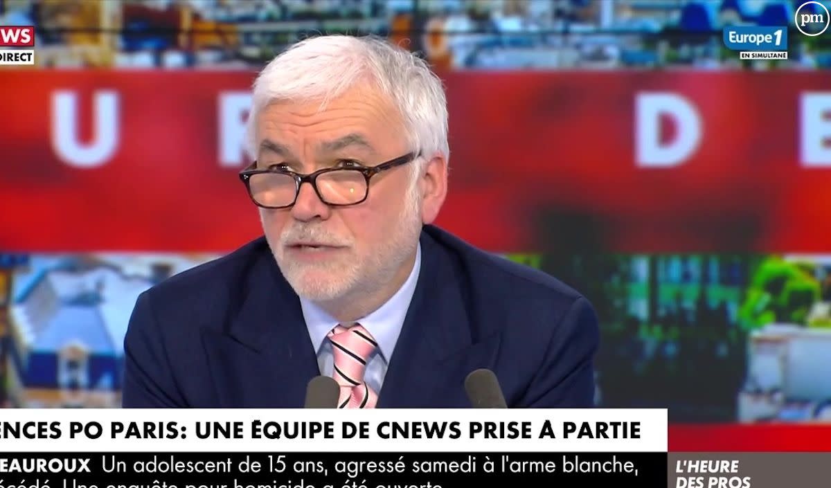 "Il était tellement brillant qu'il a été obligé de sortir du journalisme" : Pascal Praud règle ses comptes avec Aymeric Caron après l'agression de journalistes de CNews devant Sciences Po - CNews