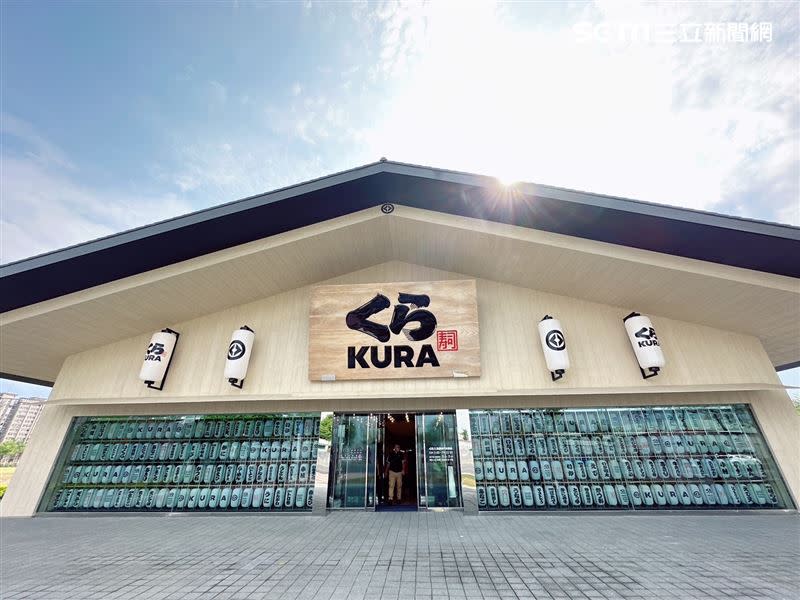 全球最大2000坪！藏壽司高雄時代大道店即將在5月9日開幕。（圖／記者劉沛妘攝影）