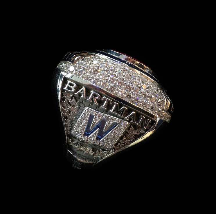 The Cubs presented a 2016 World Series ring to Steve Bartman. (Chicago Cubs)