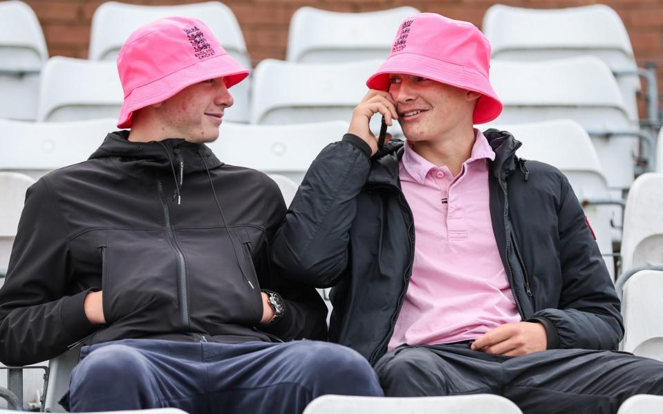 England fans in pink bucket hats