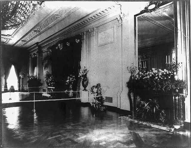 <p>The East Room of the White House decorated for Alice Roosevelt's wedding; you can see the altar in the left side of the photo.</p>
