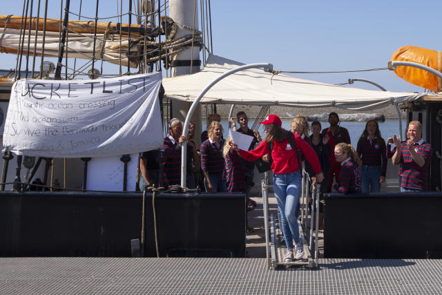 Dutch students complete Atlantic crossing forced by virus