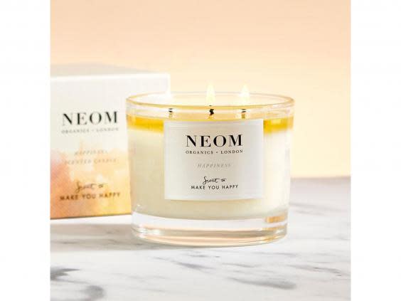 Take a couple's mind off a cancelled wedding with a relaxing scented candle (Neom)