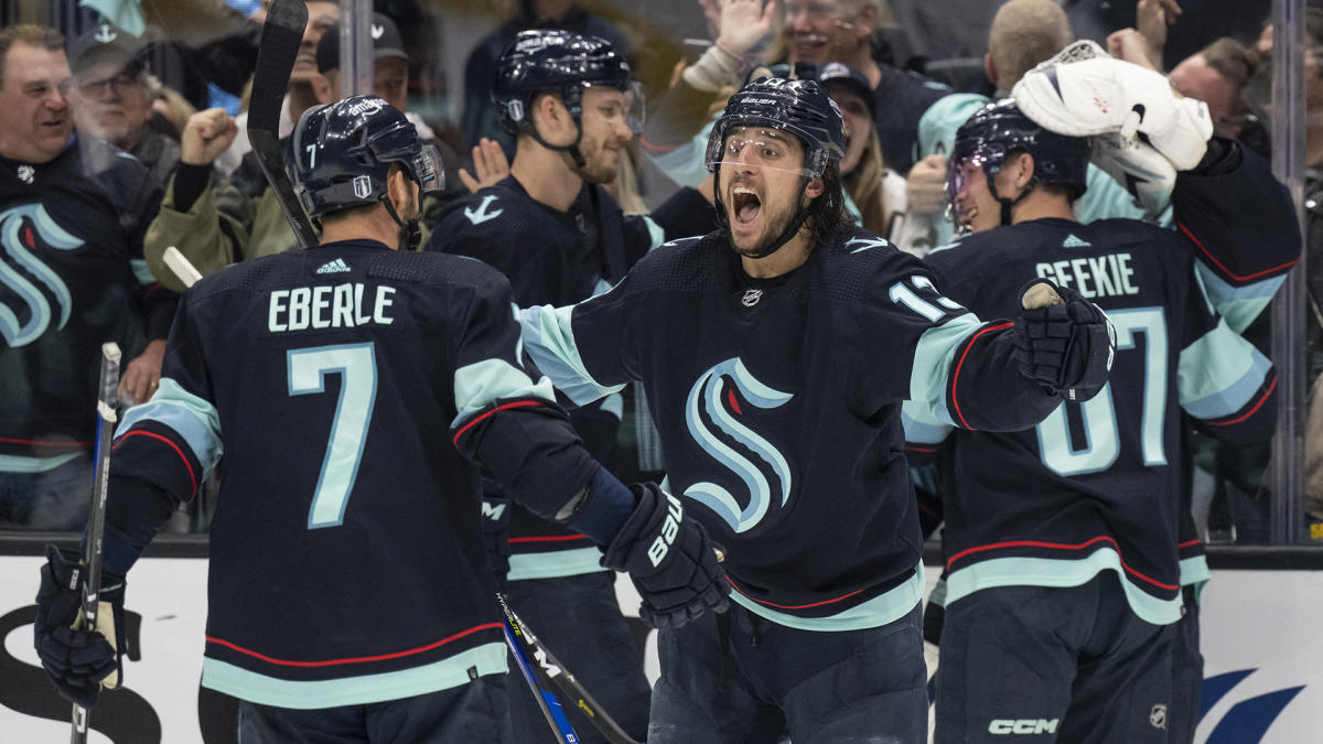 Kraken among several teams to score surprising NHL playoff road wins