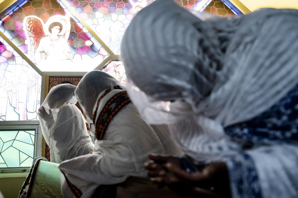 Members of the Ethiopian community take part in a special prayer for the victims of the Ethiopian Airlines flight ET302 crash, at the Ethiopian Orthodox Tewahedo Church of Canada Saint Mary Cathedral in Toronto, March 10, 2019. (Photo: Christopher Katsarov/The Canadian Press via AP)