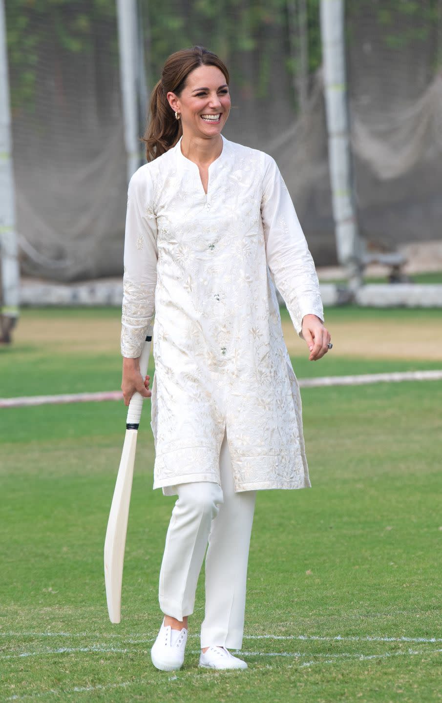 <p>Catherine, Duchess of Cambridge looked sharp for a game of cricket at the National Cricket Academy in Lahore, Pakistan.</p>