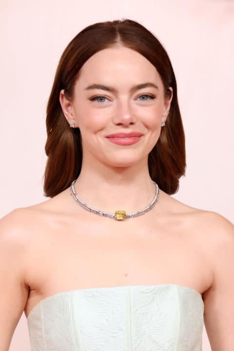 HOLLYWOOD, CALIFORNIA – MARCH 10: Emma Stone attends the 96th Annual Academy Awards on March 10, 2024 in Hollywood, California. (Photo by John Shearer/WireImage)