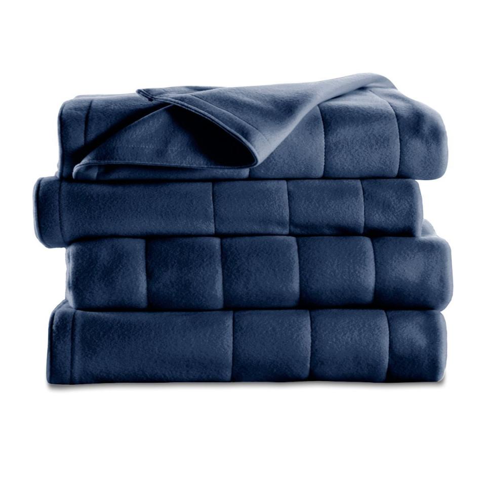 2) Quilted Fleece Heated Blanket