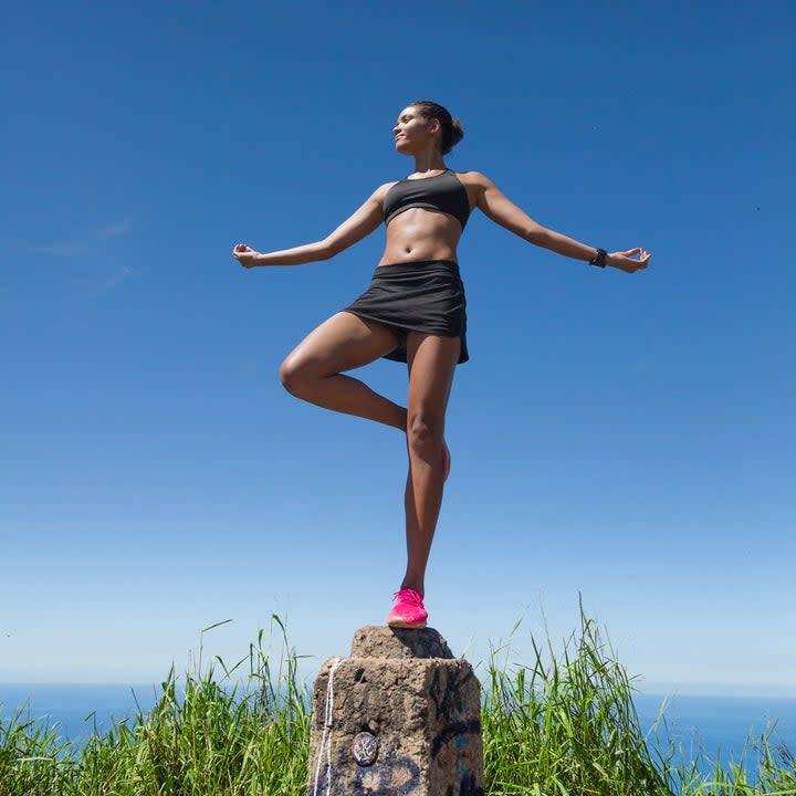 Single-leg balance assessment