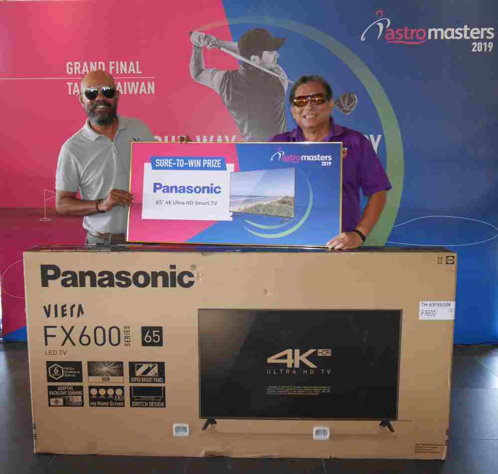 The Sure-to-Win NTP prize of a Panasonic 65-inch 4K Ultra HD Smart LED TV worth RM8,000 was won by Ahmad Kamel whose tee shot on the 140-yard par-3, 15th hole stopped 5 inches from the cup. ― Picture courtesy of Astro Masters