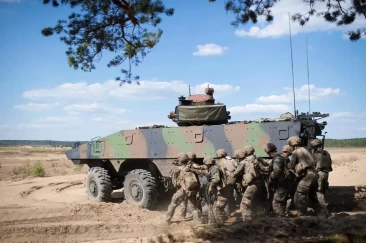 法國向外籍軍團所提供的武器裝備，都是法國一流裝備。   圖：翻攝自杜文龍