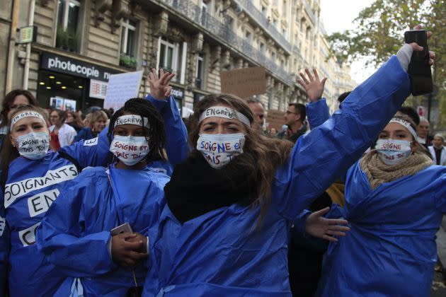 A la manifestation des personnels des urgences, jeudi, à Paris.