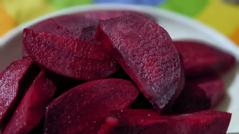 Close up beetroot in bowl