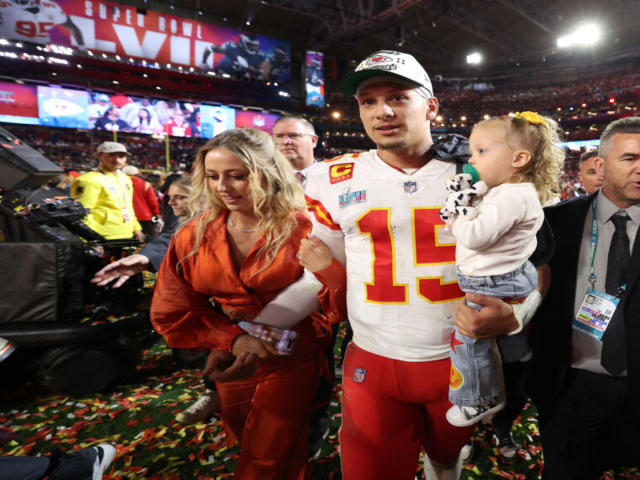 All the Times Brittany Mahomes Proved She's Patrick Mahomes' No. 1 Fan –  SheKnows