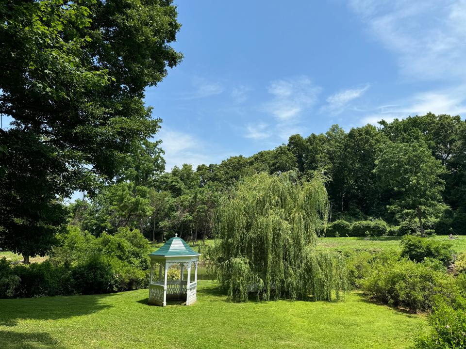 gazebo outside of hempstead house