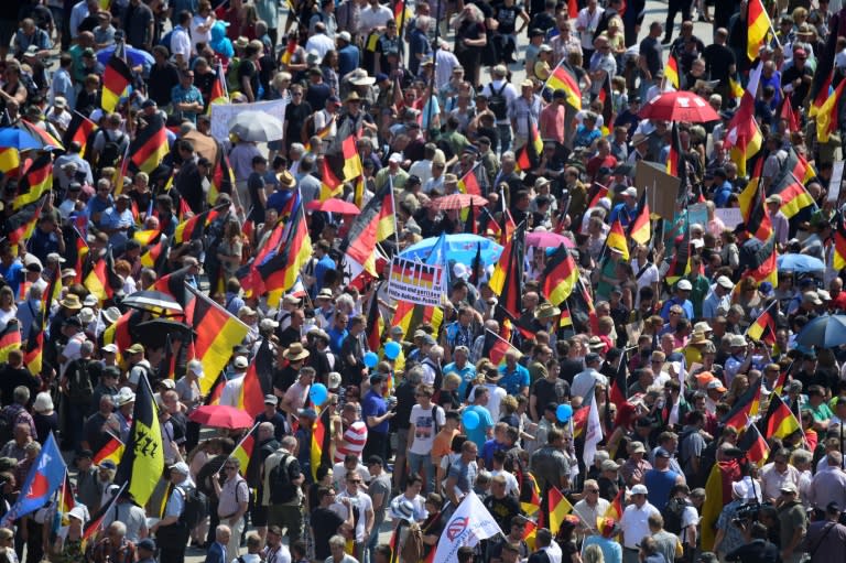 Far-right Alternative for Germany supporters have joined a "demonstration for the future of Germany" in Berlin