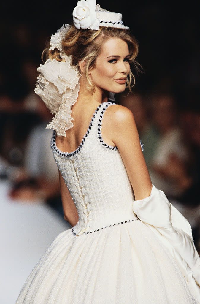 4) Claudia Schiffer