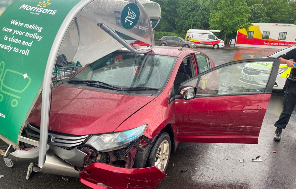 Asim Akram and Ibrar Hussain rammed a marked police vehicle before striking a trolley bay as they tried to escape from police. (Thames Valley Police)