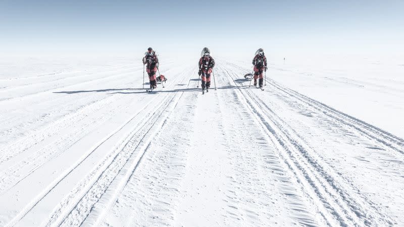 ▲《無邊》團隊遠赴南極徒步前進。（圖／後場音像紀錄工作室提供）