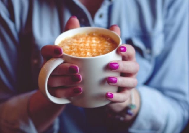 How To Hold Your Coffee Cup Because You're Probably Doing It Wrong