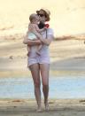 <p>La ganadora del Oscar tuvo a su hijo Jonathan Rosebanks Shulman el 24 de marzo. Popsugar</p>