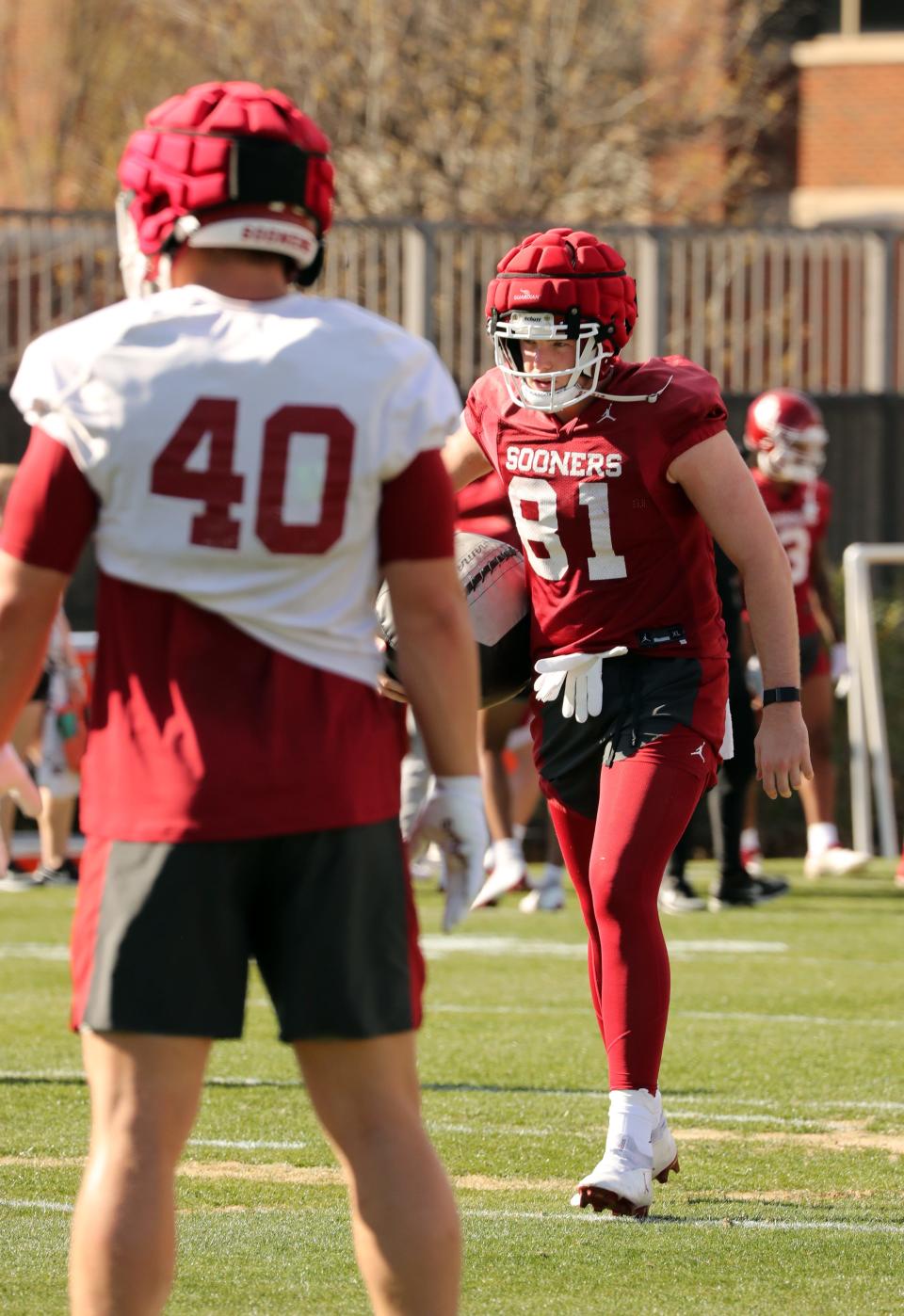 OU tight end Austin Stogner (81) goes through drills during practice on March 21 outside of Gaylord Family-Oklahoma Memorial Stadium in Norman.