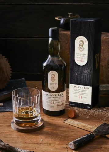 Lagavulin-Offerman-Edition-Guinness-Cask-Finish