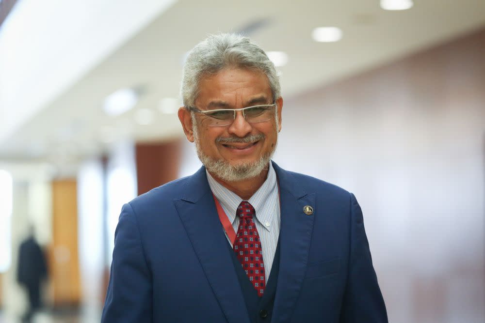 Parti Amanah Negara communications director Khalid Abdul Samad is seen at Parliament in Kuala Lumpur July 14, 2020. — Picture by Yusof Mat Isa