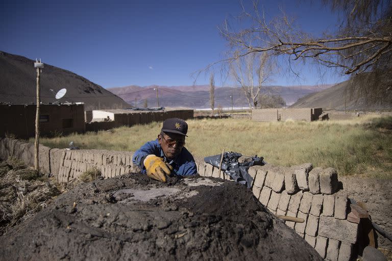 Antofalla; Catamarca; Sociedad; Salar; De la Soledad; volcán;