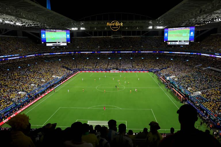 Interior del Hard Rock Stadium.