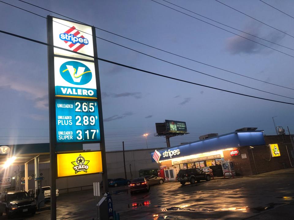 Juan David Ortiz, a U.S. Border Patrol agent, was approached by police at this Stripes convenience store.