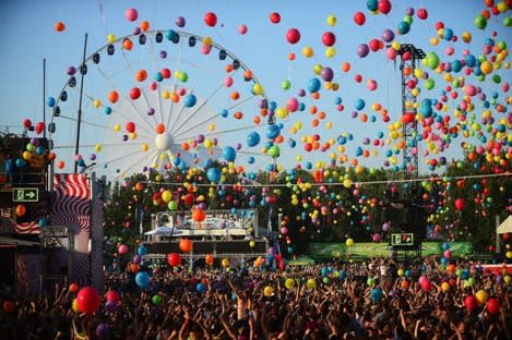 <p>The festival set in Budapest, Hungary is one of the largest and longest festivals in Europe as it goes on for a mammoth seven days! We don’t quite know if we could be in the party mood for seven days straight. <i>[Photo: Sziget Festival]</i></p>