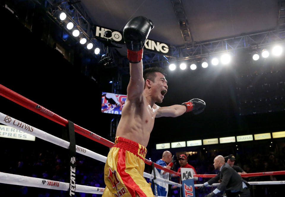 Srisaket Sor Rungvisai, shown in a 2017 file photo, won a compelling victory with a majority decision over Juan Francisco Estrada Saturday in Inglewood, Calif., to retain the WBC super flyweight title. (Getty Images)