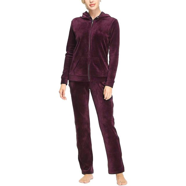 Velour Tracksuits Are Back From the 2000s on The Viral List - YPulse