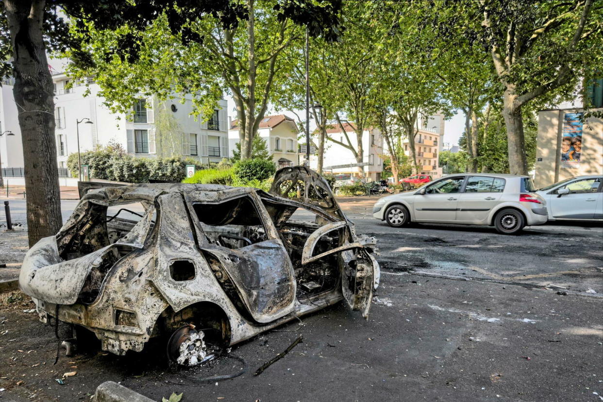 Violente nuit à Nanterre après le décès de Nahel.  - Credit:Fred Dugit / MAXPPP / PHOTOPQR/LE PARISIEN/MAXPPP