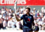 Cricket - England v Australia - Fifth One Day International - Emirates Old Trafford, Manchester, Britain - June 24, 2018 England's Jos Buttler celebrates after winning the match and series Action Images via Reuters/Craig Brough
