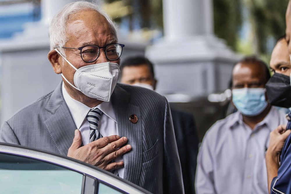 Datuk Seri Najib Razak (pic) will helm the campaign for Barisan Nasional, while Tan Sri Muhyiddin Yassin will lead Bersatu-led Perikatan Nasional, in the fight over 17 Malay-majority seats.  ― Picture by Hari Anggara