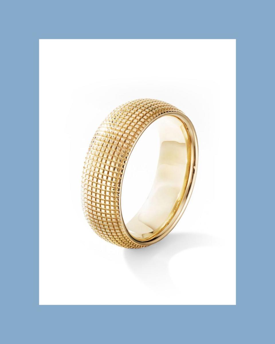 <p><a href="https://go.redirectingat.com?id=74968X1596630&url=https%3A%2F%2Fwww.davidyurman.com%2Fmens%2Frings%2Fsky-band-ring-in-18k-yellow-gold-8.5mm-R05739M88.html&sref=https%3A%2F%2F" rel="nofollow noopener" target="_blank" data-ylk="slk:Shop Now;elm:context_link;itc:0;sec:content-canvas" class="link ">Shop Now</a></p><p>Sky Band Ring in 18K Yellow Gold</p><p>$3100.00</p><p>davidyurman.com</p>