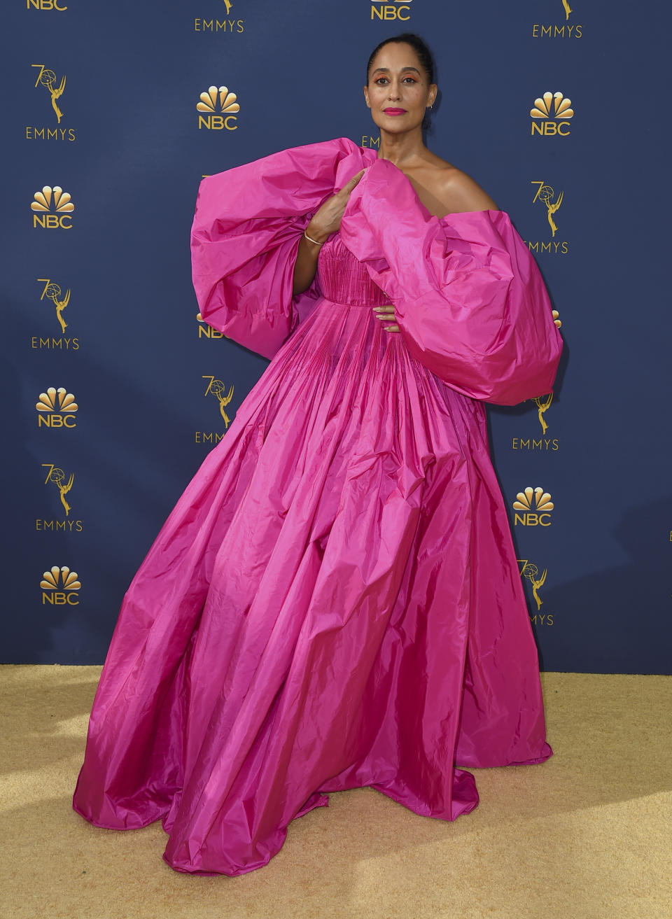 Tracee Ellis Ross llega a la 70a entrega de los Emmy el lunes 17 de septiembre de 2018, en el Microsoft Theater en Los Angeles. (Foto Jordan Strauss/Invision/AP)